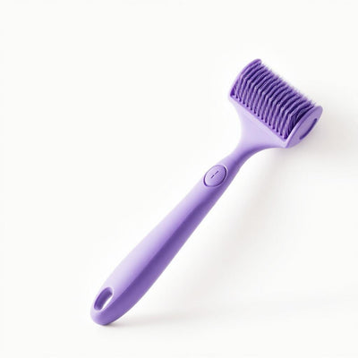Self-Cleaning Slicker Brush